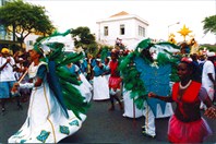 Февр 2004-карнавал в Минделу- Кабо-верде